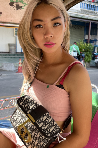 cover-tuktukpatrol.jpg Nude Photo