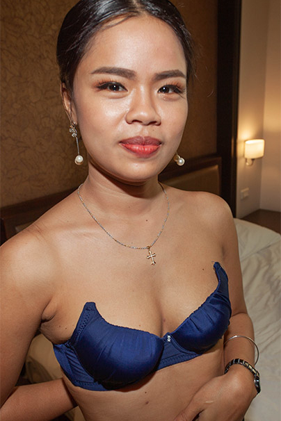 cover-tuktukpatrol.jpg Nude Photo